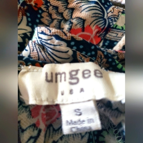 Umgee  cover-up - Picture 6 of 7